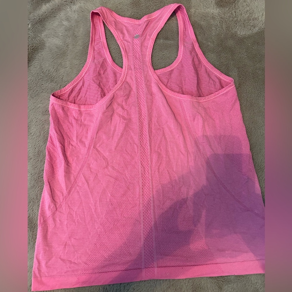 Lulu pink razorback tank.   Size 12